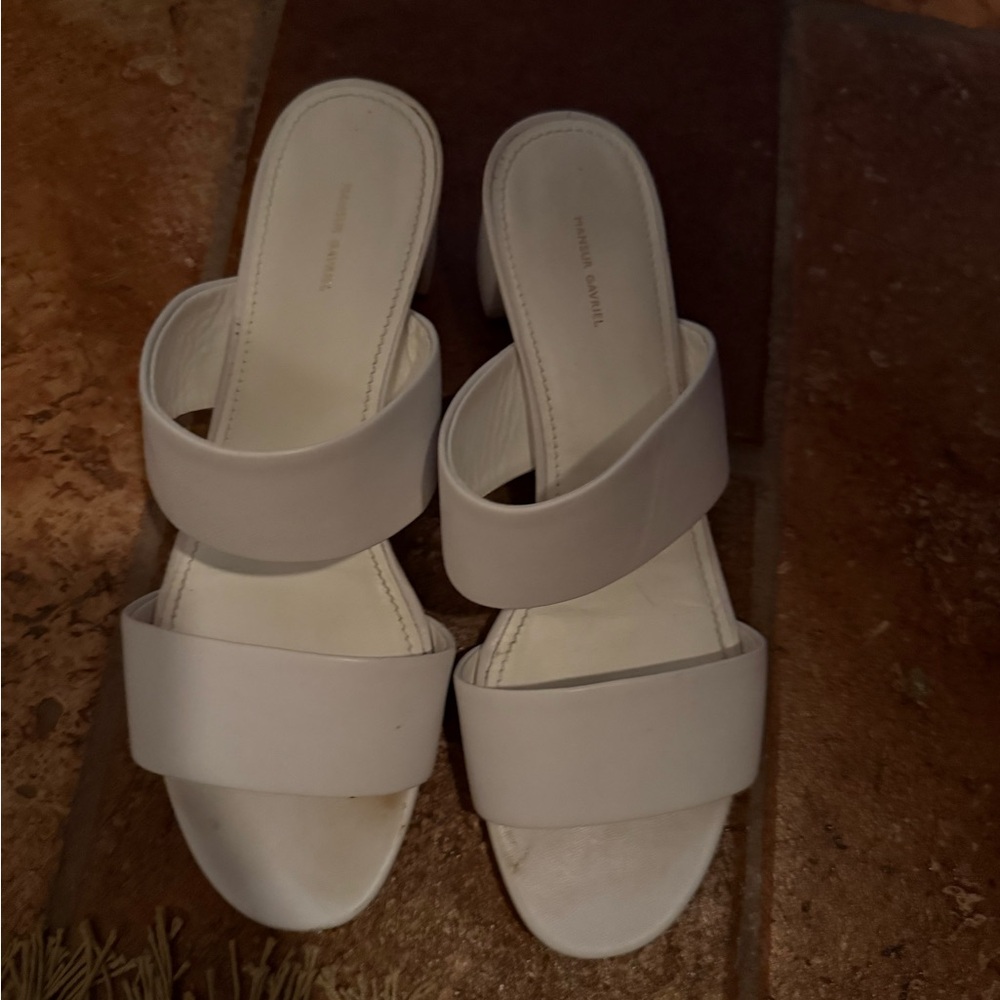 Mansur Gavriel White Heeled Shoes Minimalist Design